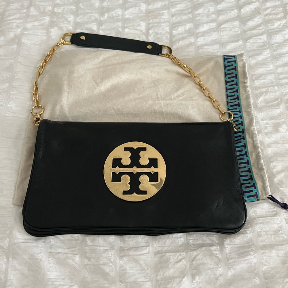 | Tory Burch Classic Reva Clutch | Color: Gold/Green | Size: 12W x 7H x 1D |